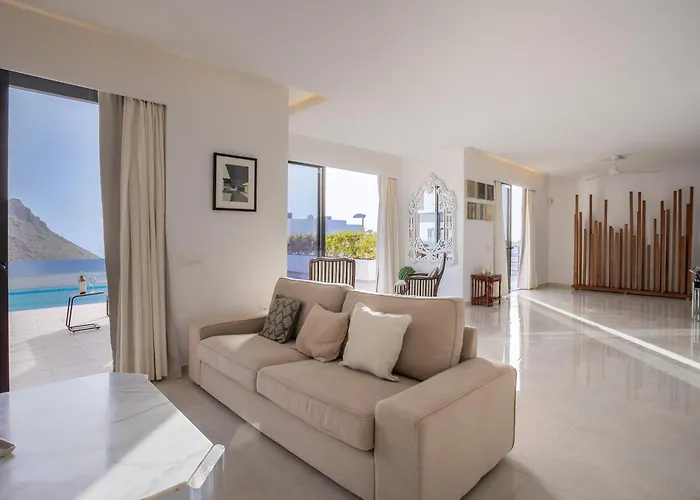 Luxliving Tenerife Hortalaya Heated Pool Villa *