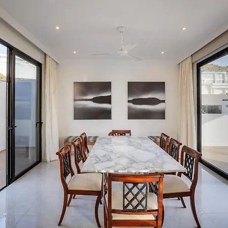 别墅 Luxliving Tenerife Hortalaya Heated Pool