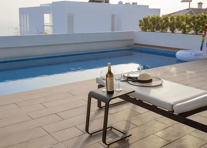 Luxliving Tenerife Hortalaya Heated Pool