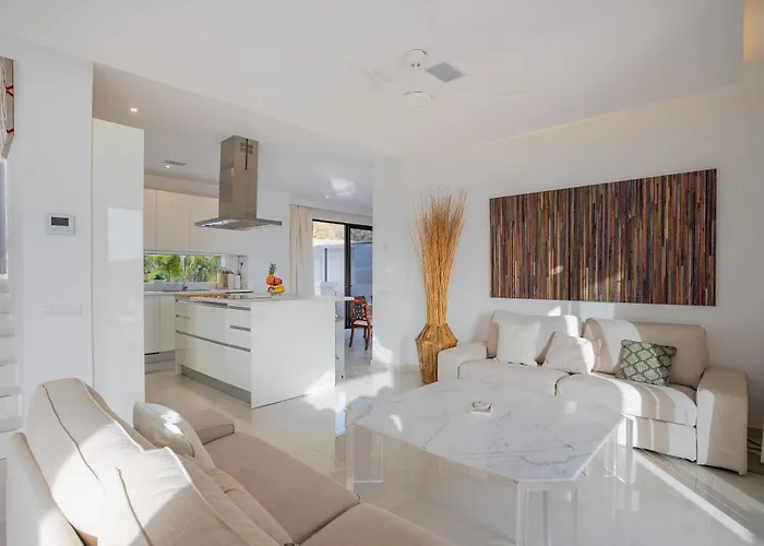 Willa Luxliving Tenerife Hortalaya Heated Pool